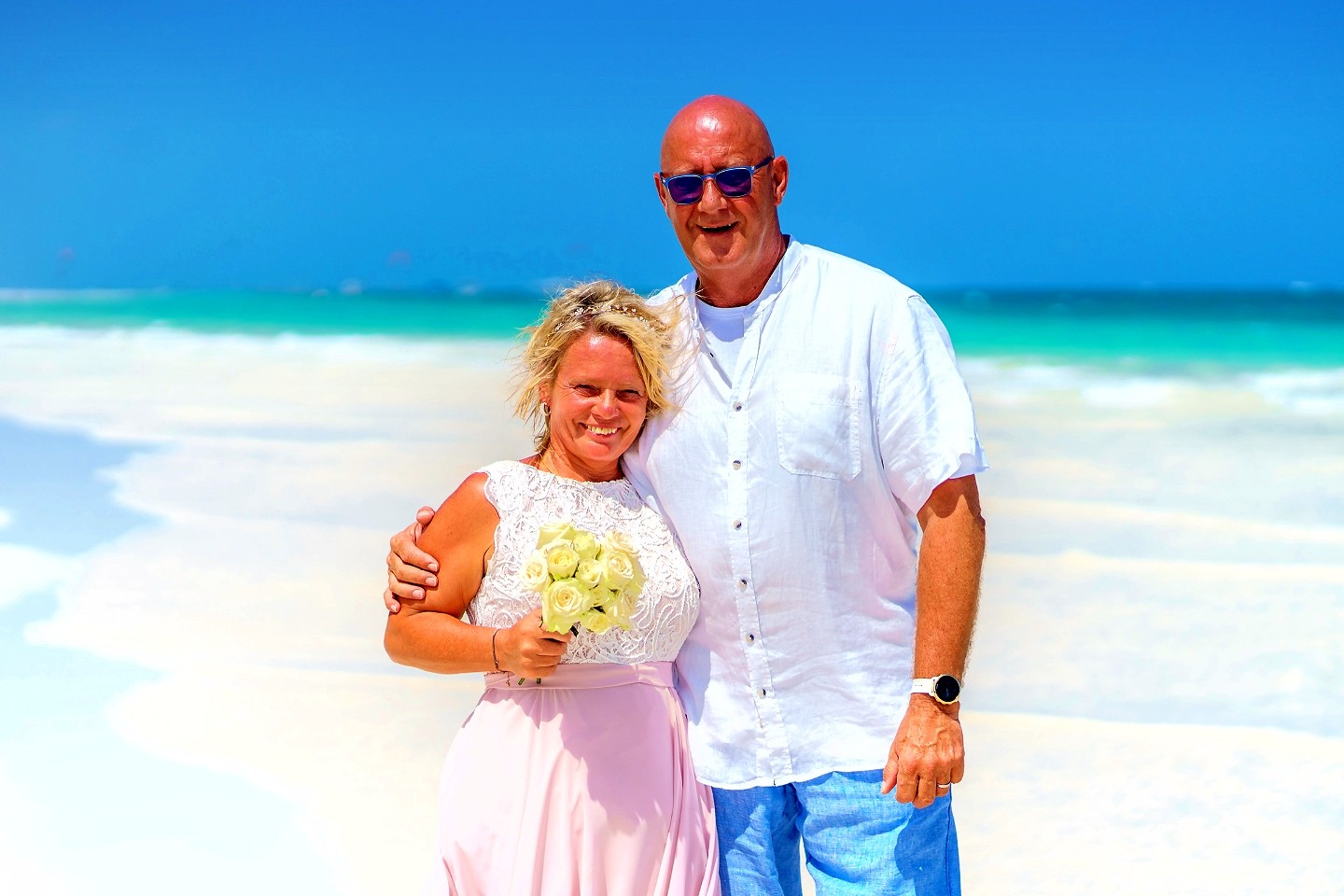 The Private Ocean Club - Galu 723 - Beach Wedding 12