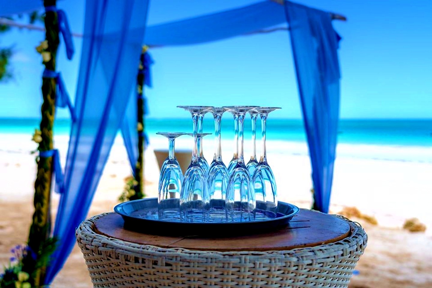 The Private Ocean Club - Galu 723 - Beach Wedding 17